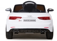 Audi S5, 1 persoons 12V met afstandsbediening Kleur: Wit Spraypaint